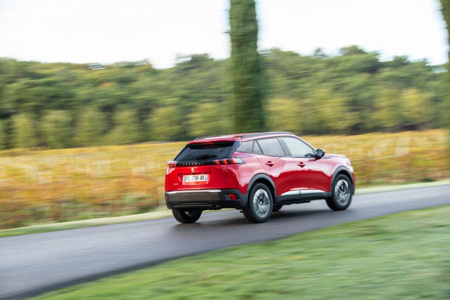  Peugeot 2008 2019 года  (WW) (фото 12 из 42)